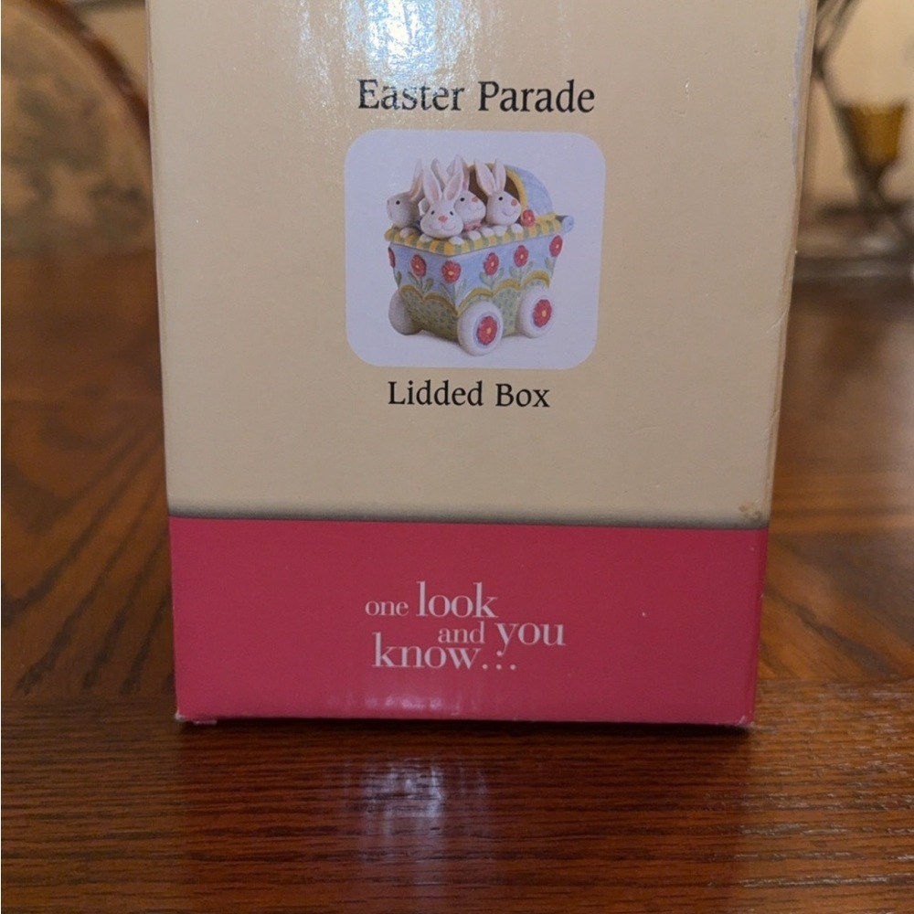 Vintage Easter Fitz & Floyd "Easter Parade" Lidded Box New In Box 5" x6" - Picture 9 of 9